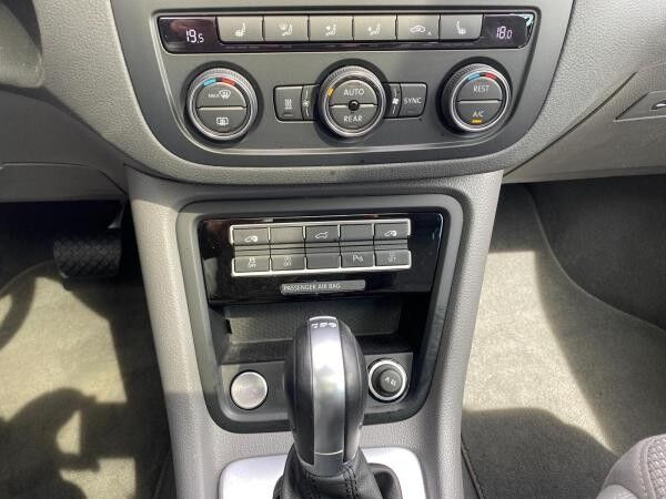 Volkswagen Sharan 1.4 TSI DSG Comfortlin NAVI PANO RFK AHK