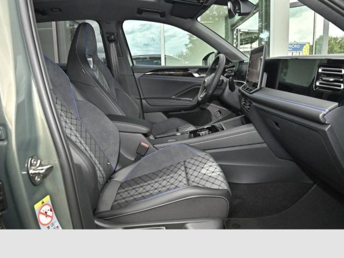 Volkswagen Tiguan 1.5 eHybrid DSG OPF R-Line SOFORT VERFÜGBAR Black Style ProMax AHK Pano