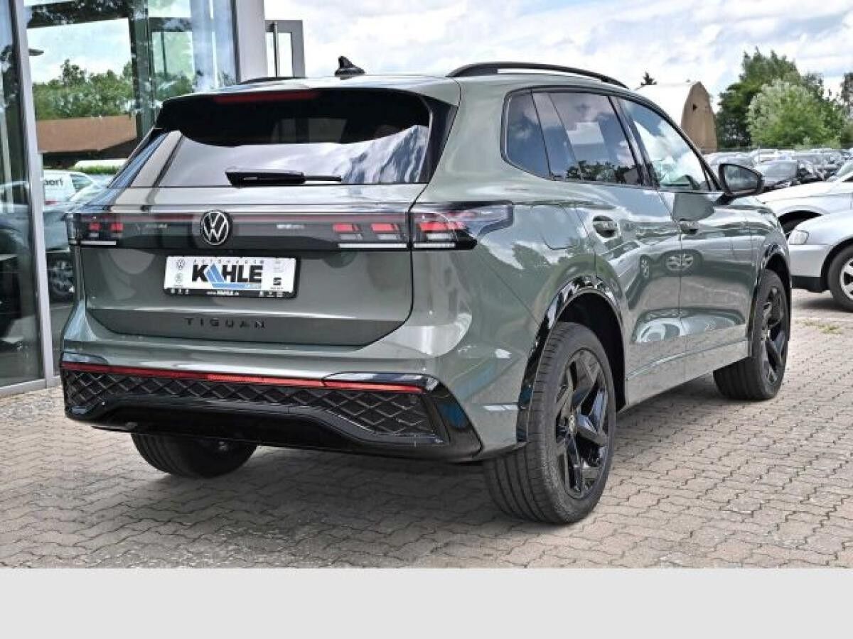 Volkswagen Tiguan 1.5 eHybrid DSG OPF R-Line SOFORT VERFÜGBAR Black Style ProMax AHK Pano