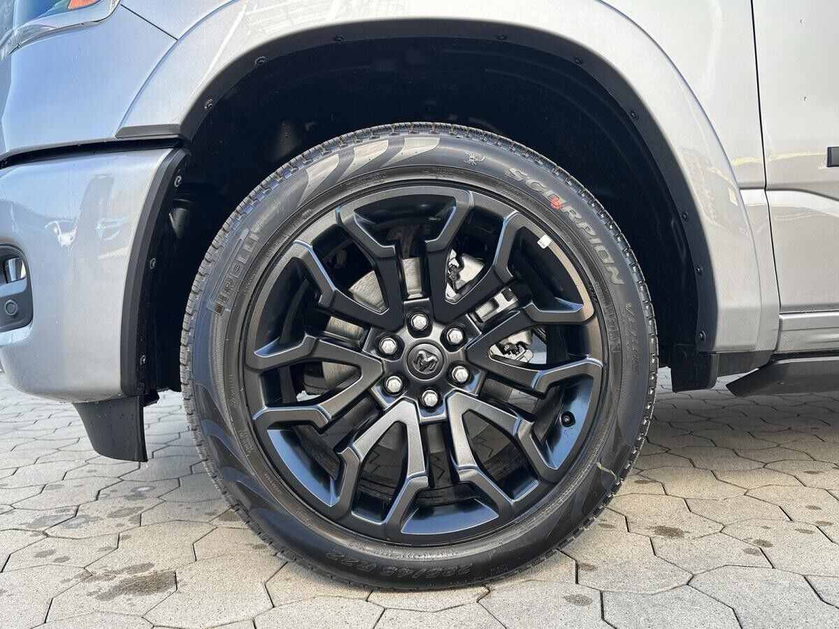 Dodge RAM 1500 Limited Crew Cab 3.0l Hurricane AHK LPG