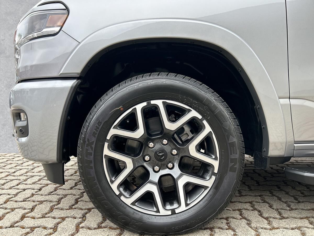 Dodge RAM 1500 Modellj.25 Twin-Turbo Laramie Sport LPG