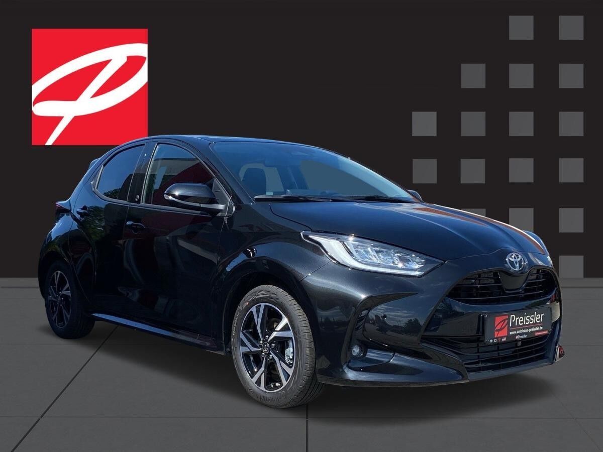 Toyota Yaris 1.5 Hybrid 116 CVT *Teamplayer +Safety+Winter-P.*