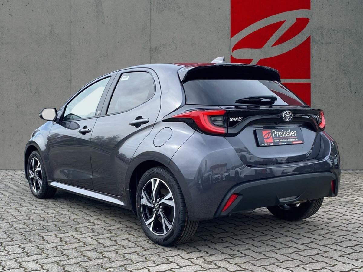 Toyota Yaris 1.5 Hybrid 116 CVT *Teamplayer*