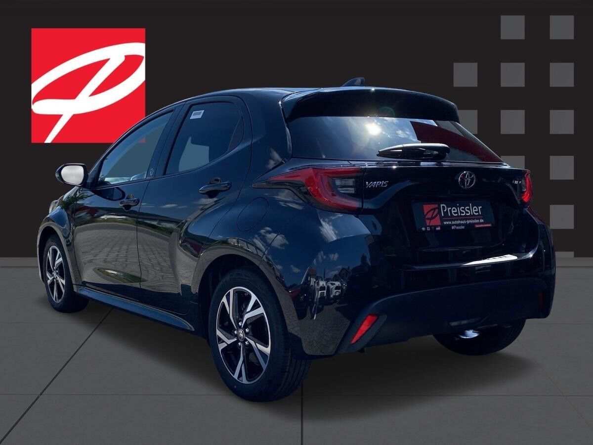 Toyota Yaris 1.5 Hybrid 116 CVT *Teamplayer +Safety+Winter-P.*