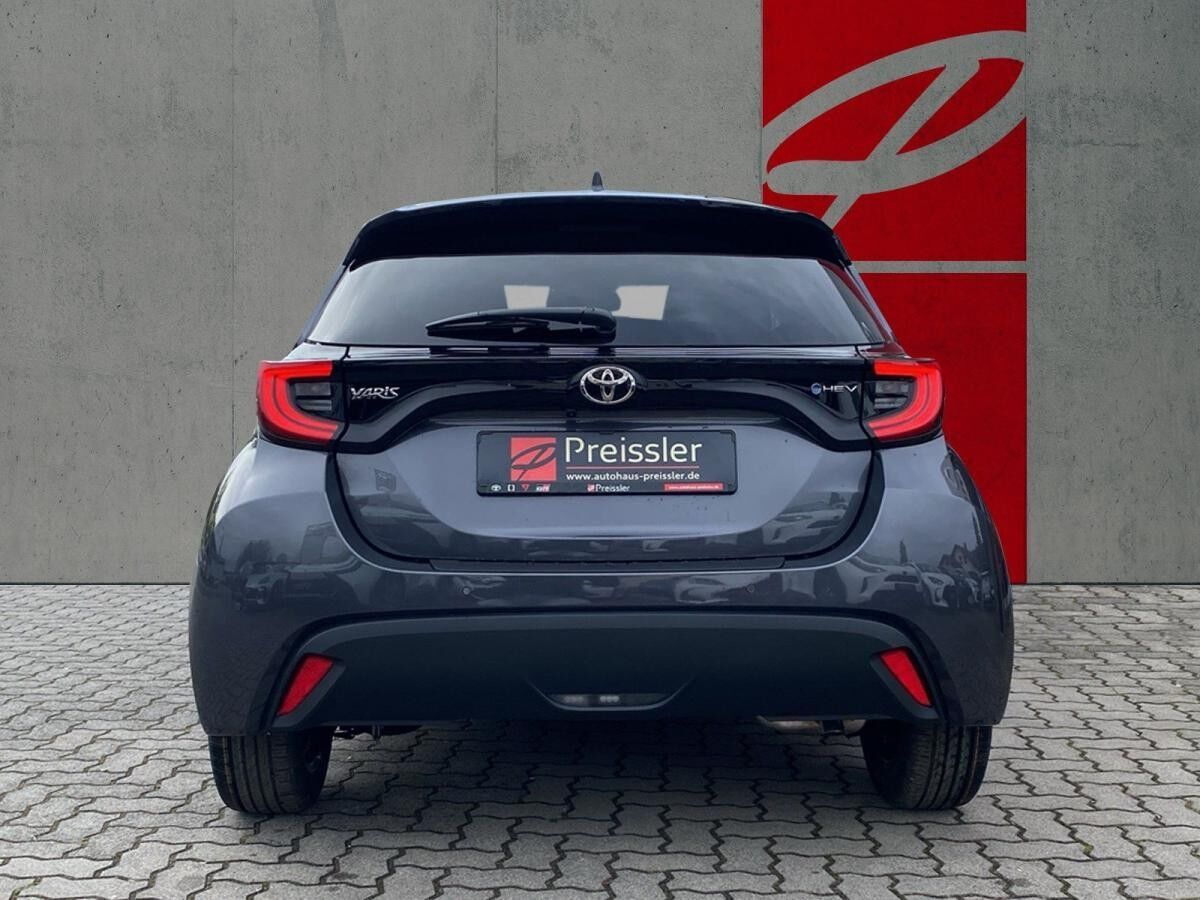 Toyota Yaris 1.5 Hybrid 116 CVT *Teamplayer*