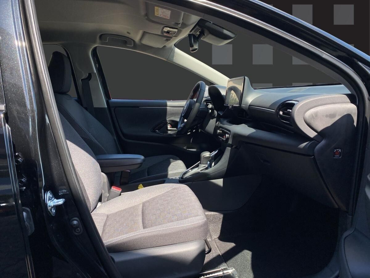 Toyota Yaris 1.5 Hybrid 116 CVT *Teamplayer +Safety+Winter-P.*