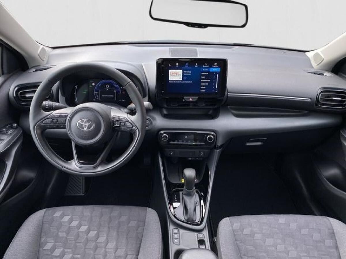 Toyota Yaris 1.5 Hybrid 116 CVT *Teamplayer*
