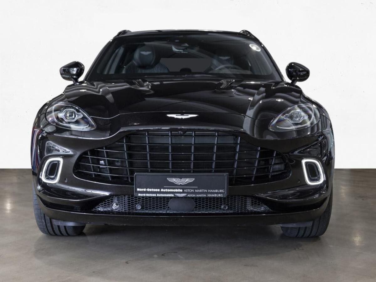 Aston Martin DBX V8 Panorama 550 - Hamburg *sofort verfügbar*