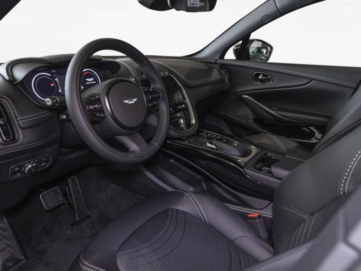 Aston Martin DBX V8 Panorama 550 - Hamburg *sofort verfügbar*