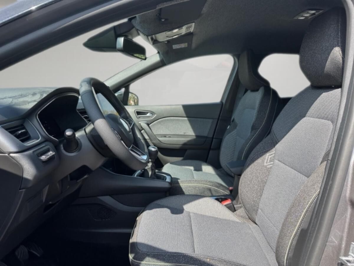 Renault Captur Techno 140 Navigation*Ganzjahresreifen*SHZ*Lenkradheitzung*LED