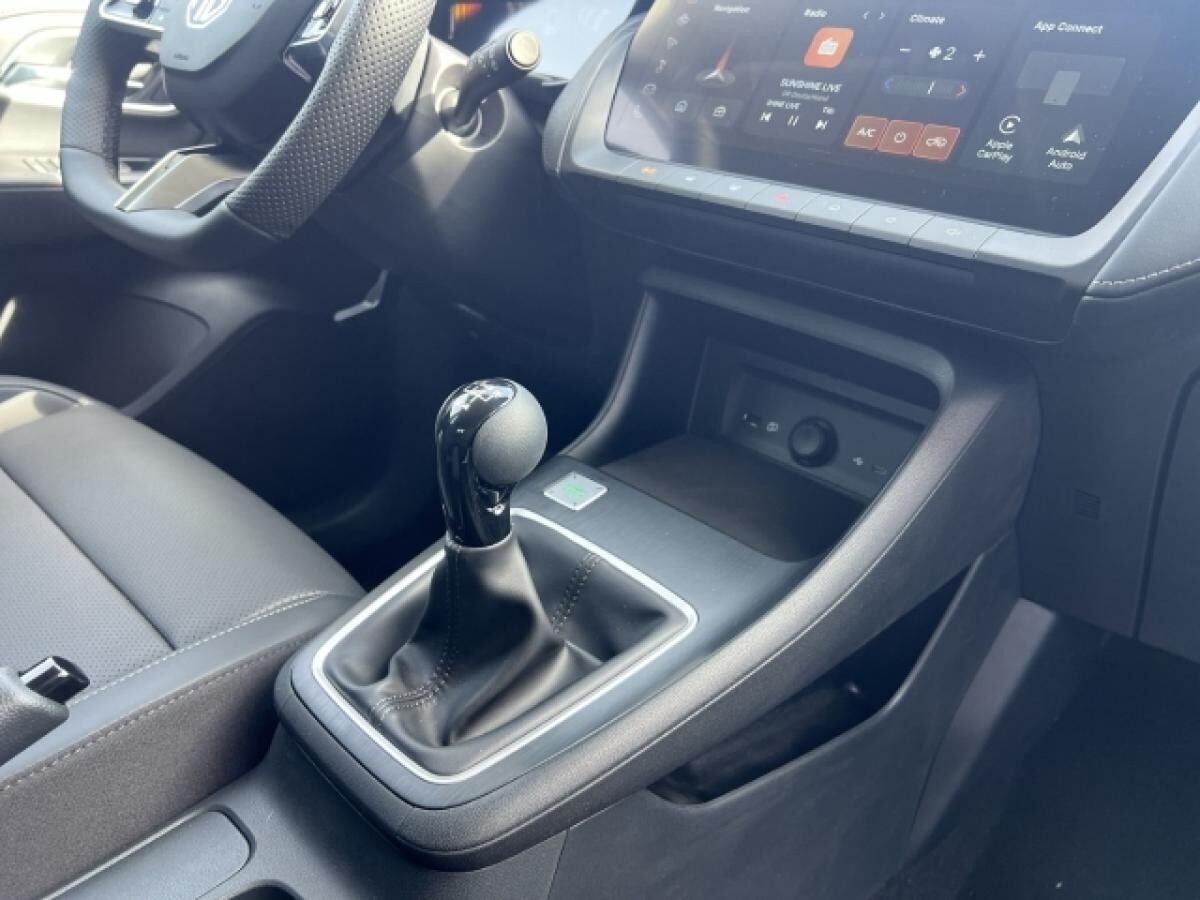 MG ZS Benzin  Standard  🌹 Schaltgetriebe  Farbe Wählbar !! 😁