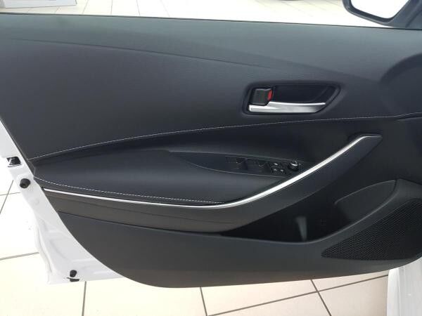 Toyota Corolla 2,0 178PS Touring Sports Kombi Hybrid Teamplayer  inkl. Technik-Paket **Engelbart-Aktion**