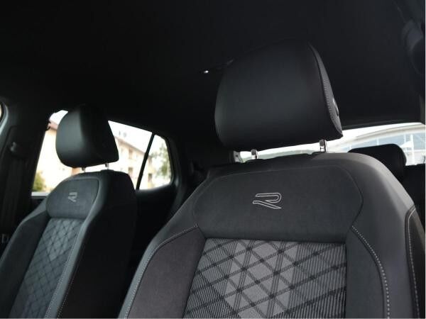 Volkswagen T-Cross R-Line 1.5 TSI ACT OPF (150 PS) DSG*AHK*RFK*BLACKSTYLE*NAVI*