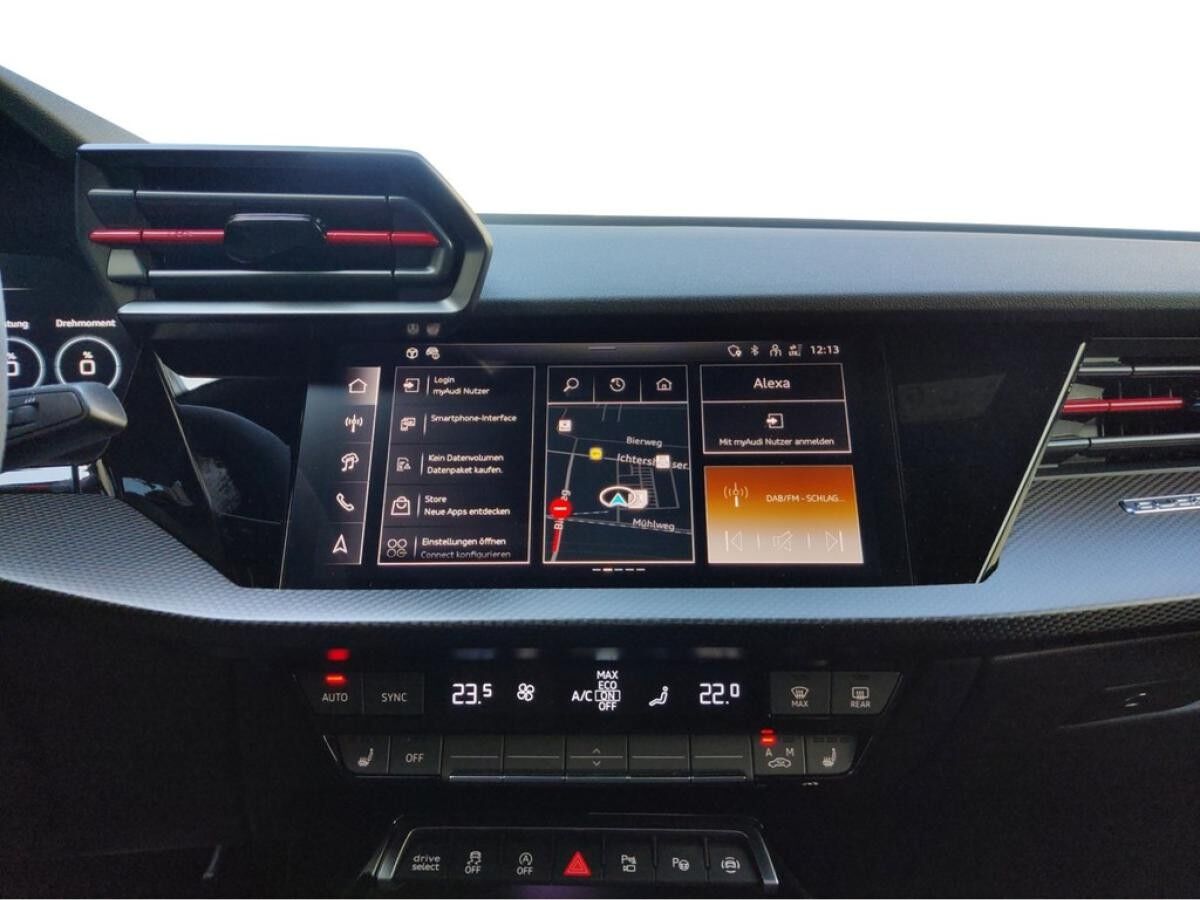 Audi RS3 Sportback S tronic PANO*HUD*MATRIX*NAV*SHZ*ACC*PARKLENK*KAMERA*SONOS*EL.SITZE+HECKKL*VMAX*TOTW*VIRTU