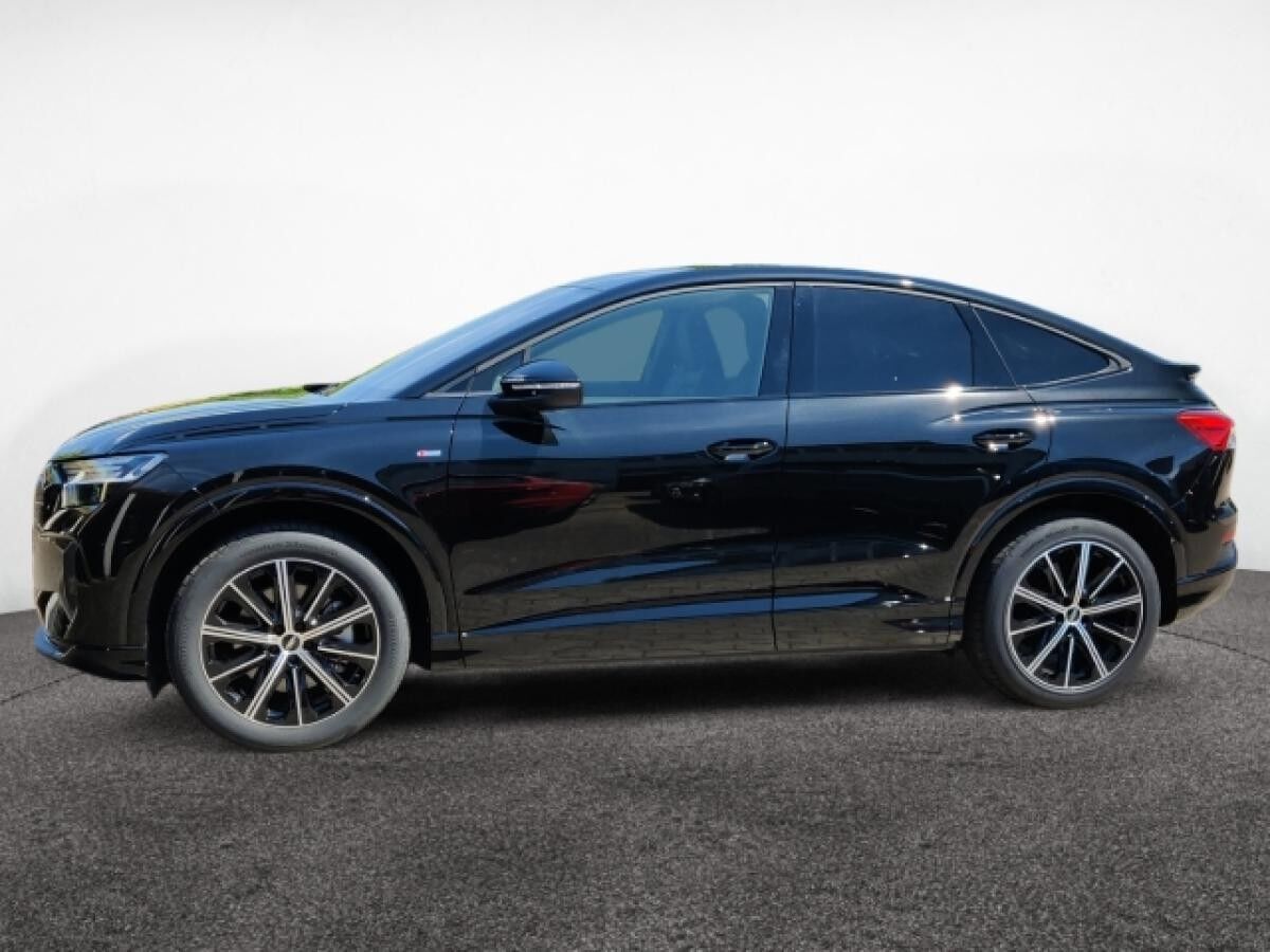 Audi Q4 e-tron Sportback 45 quattro S line Matrix AHK