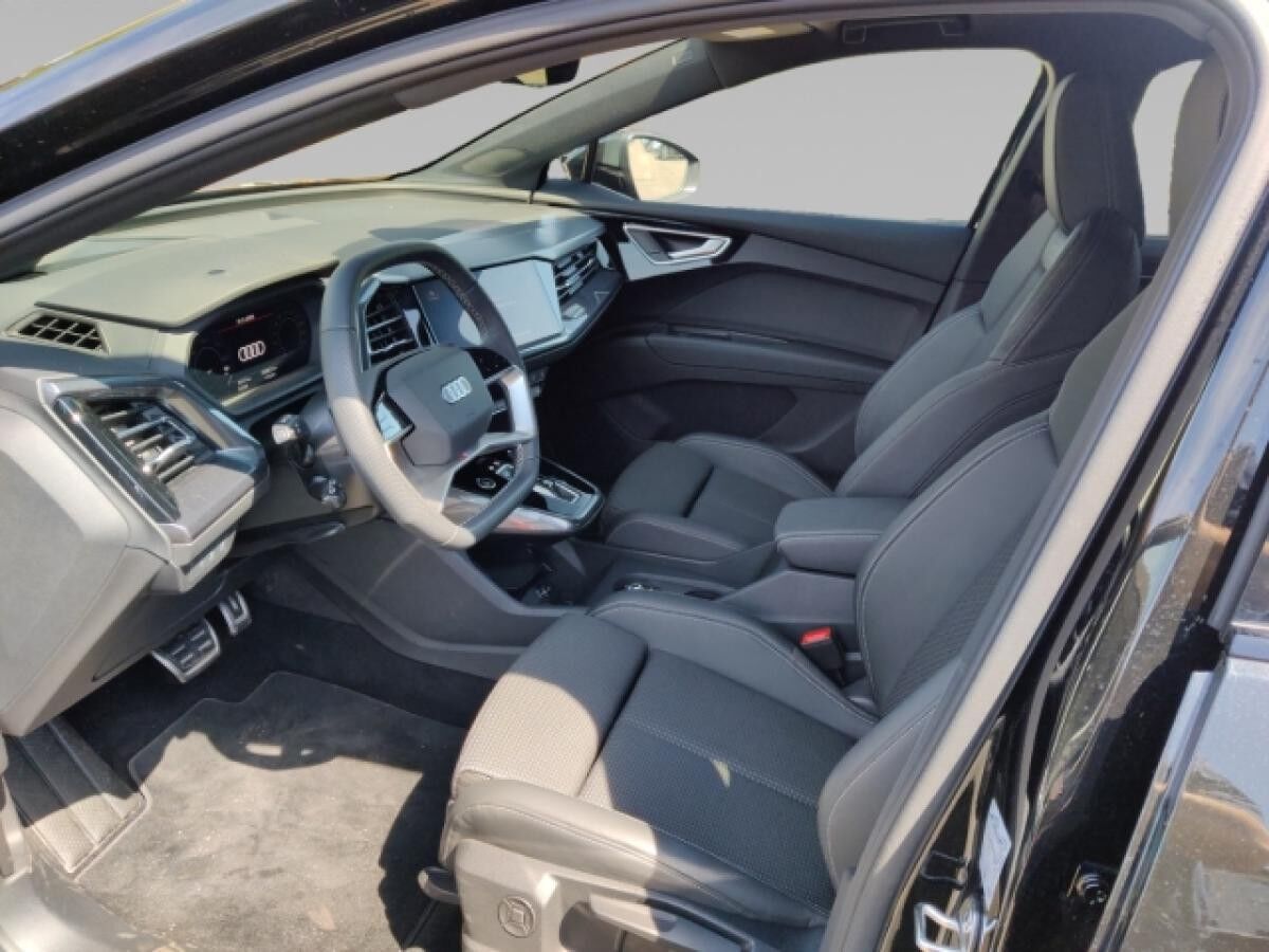 Audi Q4 e-tron Sportback 45 quattro S line Matrix AHK