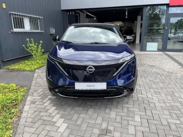 Nissan Ariya EVOLVE e-4ORCE 87kWh 306PS HUD El. Panodach Navi Leder Digitales Cockpit