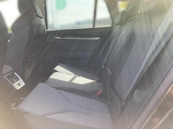 Skoda ENYAQ 60 20" Pano SHZ Navi Kamera ACC AHK *SONDERAKTION*