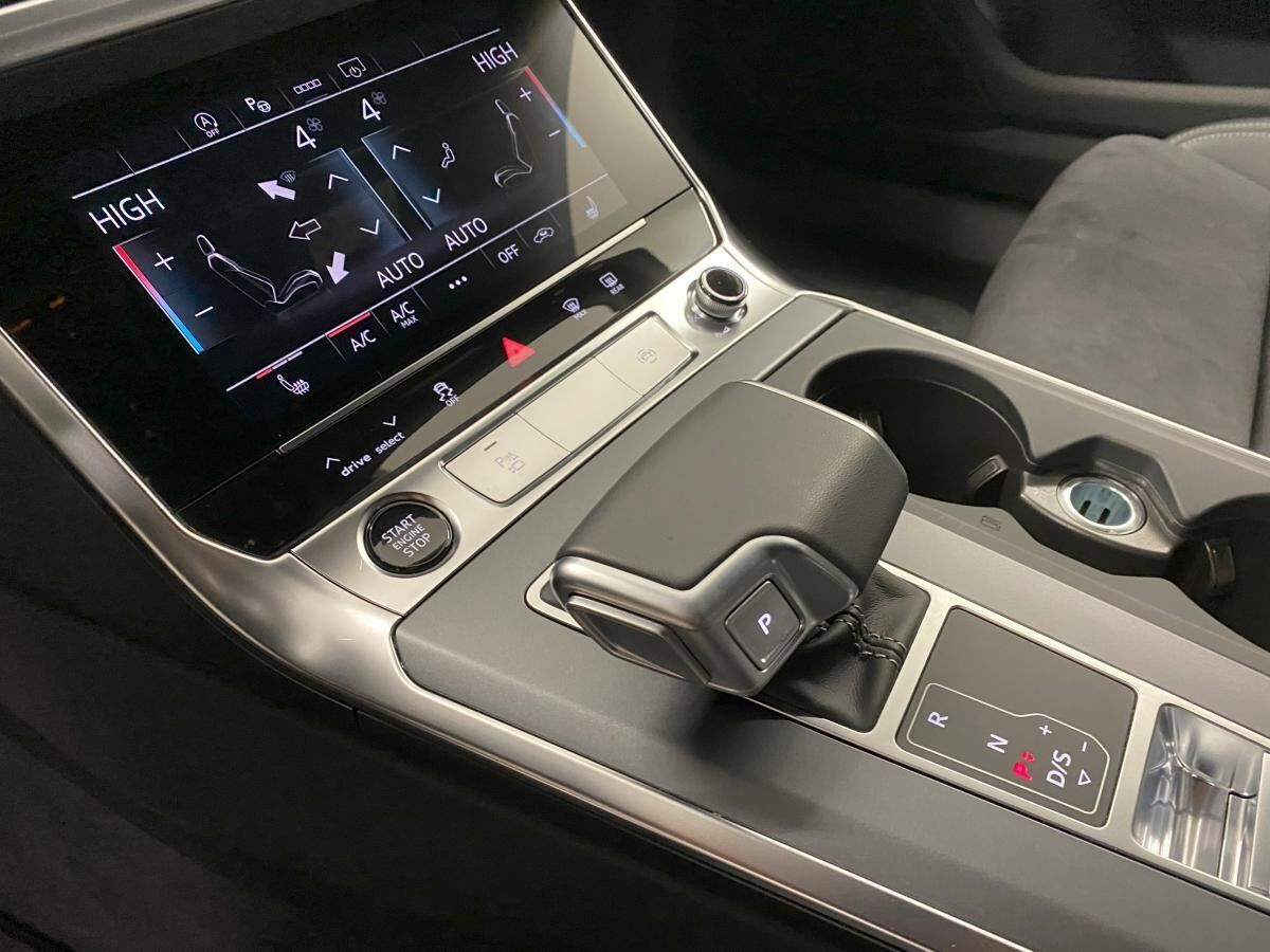 Audi A6 Avant 45 TDI quattro S line - kurzfristig verfügbar !