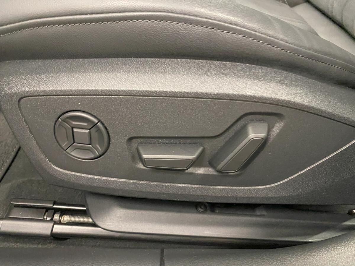 Audi A6 Avant 45 TDI quattro S line - kurzfristig verfügbar !