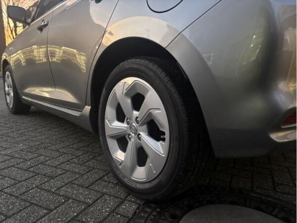 Suzuki Swift Comfort Automatik 83PS❤️ HYBRID ⏱ Keyless, Sitzheizung, Navi, R-Cam, App Link kabellos❗❗❗❗