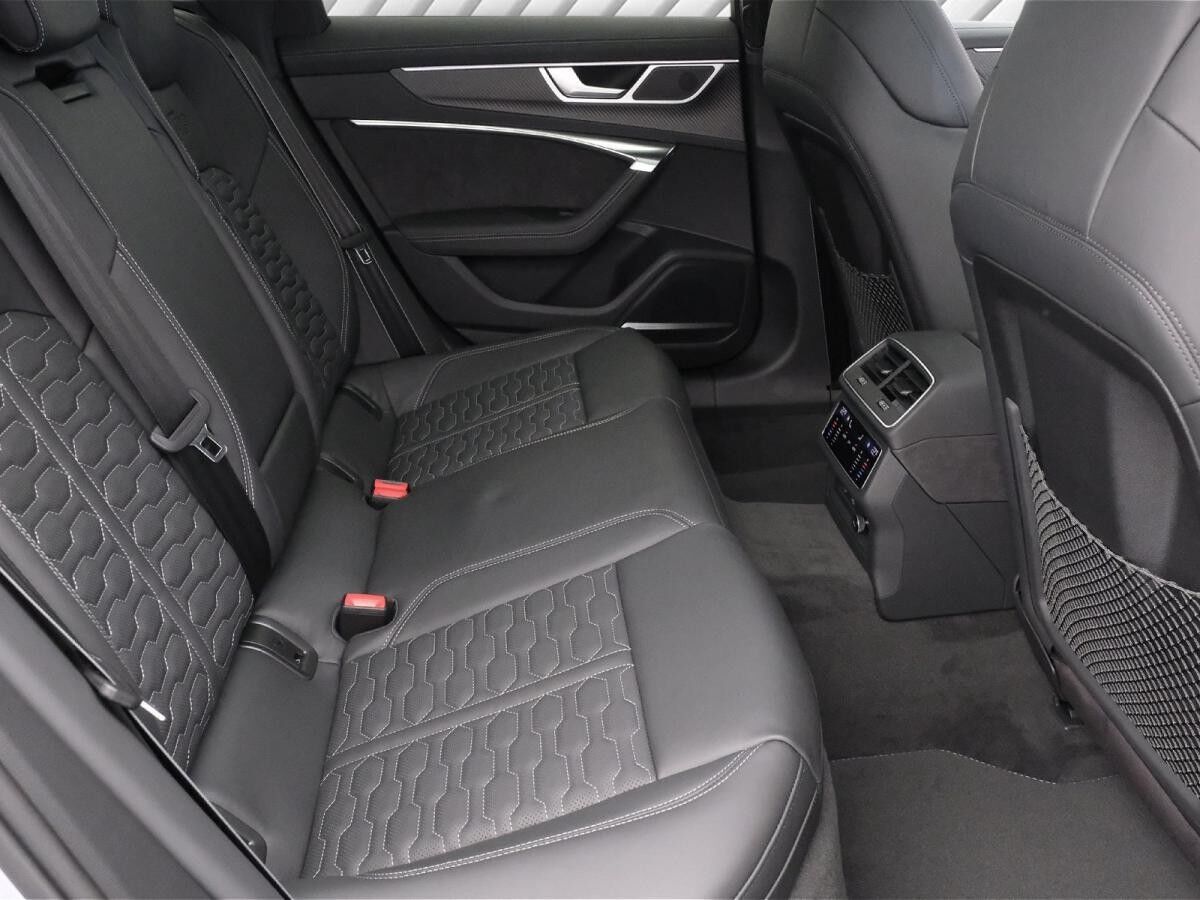 Audi RS6 Avant 4.0 TFSI quattro