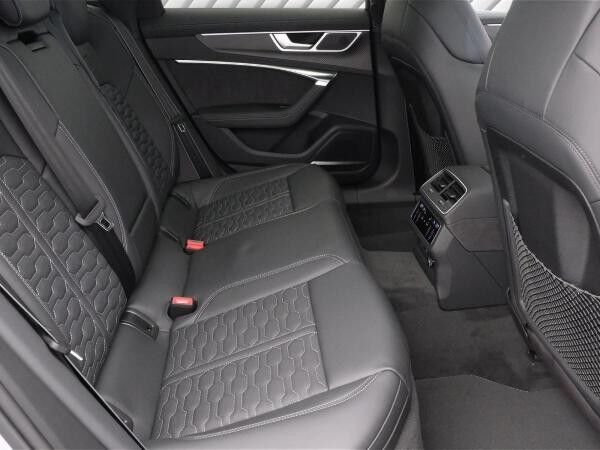 Audi RS6 Avant 4.0 TFSI quattro