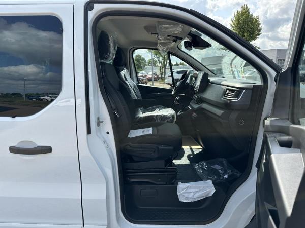 Nissan Primastar Kombi L1H1 TEKNA 8-SITZER - 170PS DCT - SOFORT VERFÜGBAR