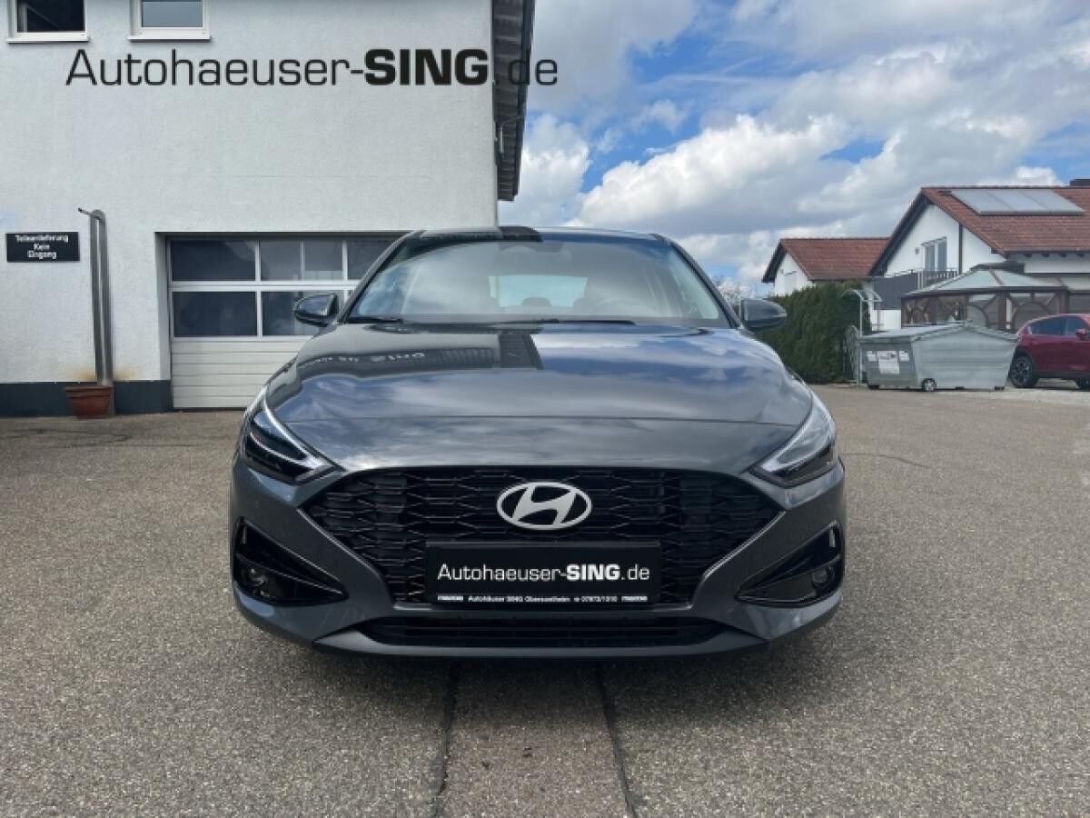 Hyundai i30 Automatik M-Hybrid Klima LED Kamera CarPlay