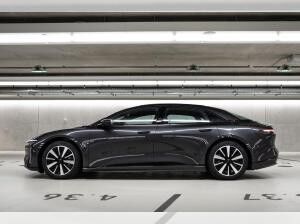 Lucid Air PURE (WLTP-Reichweite 831 km): INKL. Überführung & Wartung