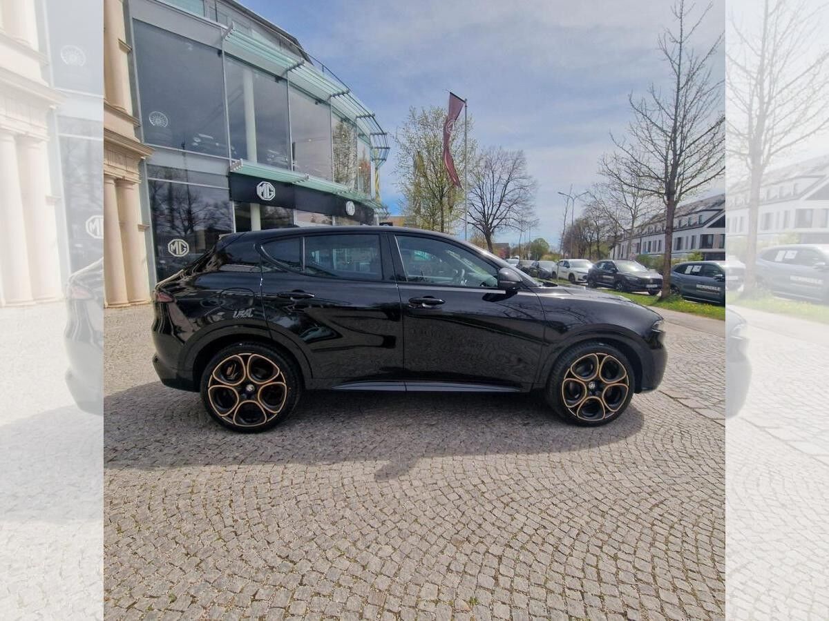 Alfa Romeo Tonale Ibrida INTENSA 1.5 VGT 160ps 48V-Hybrid