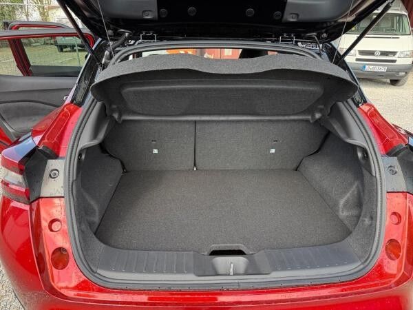 Nissan Juke N-DESIGN 1.0 DIG-T 7DCT