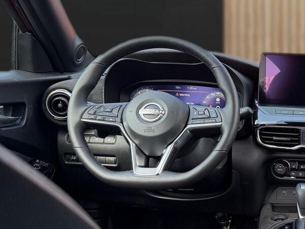 Nissan Juke N-DESIGN 1.0 DIG-T 7DCT