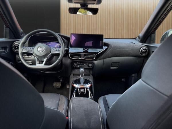 Nissan Juke N-DESIGN 1.0 DIG-T 7DCT