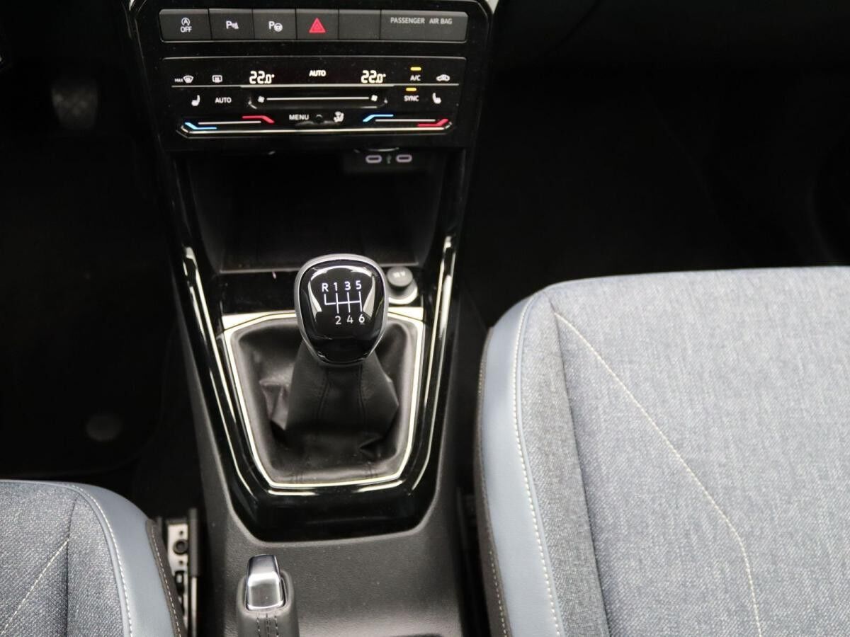 Volkswagen T-Cross Style 1.0TSI / Matrix, IQDrive, AHK, ACC