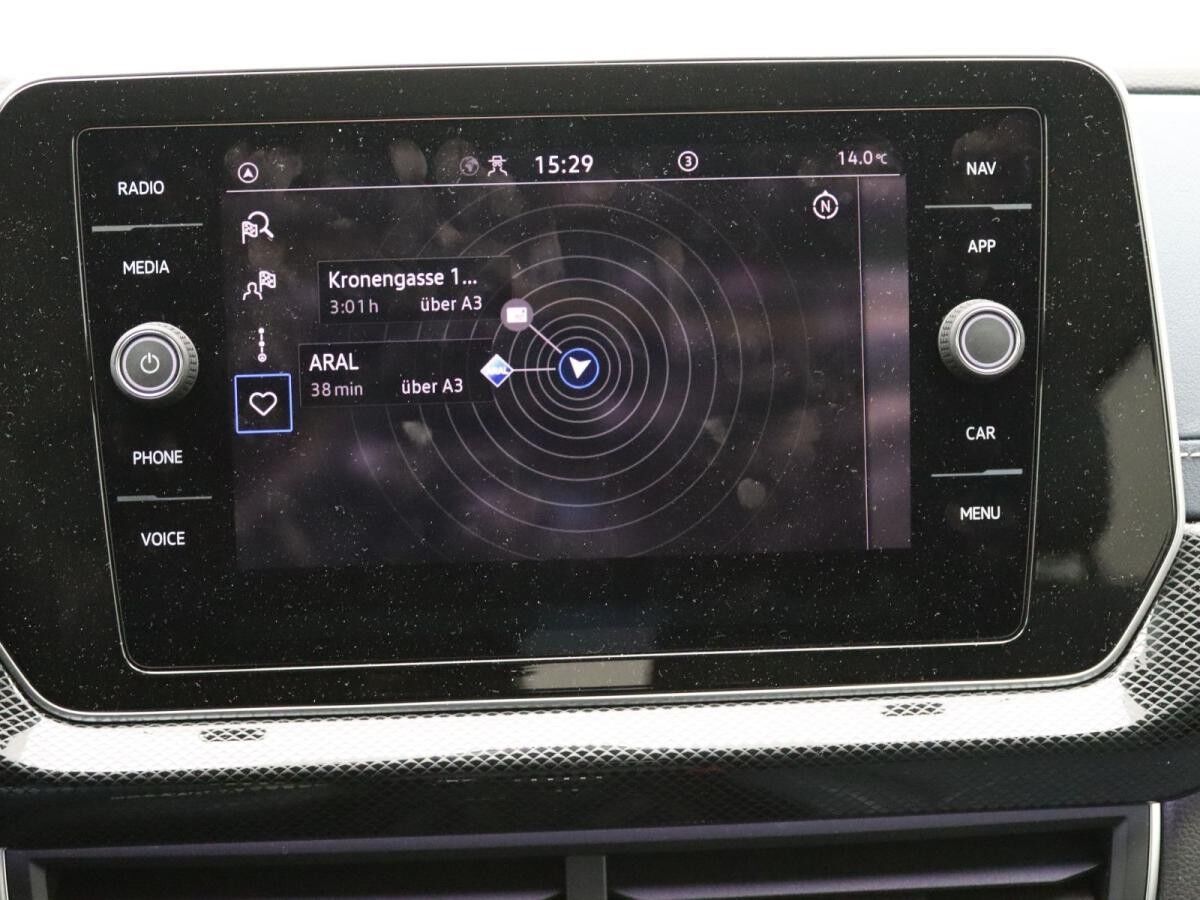 Volkswagen T-Cross Style 1.0TSI / Matrix, IQDrive, AHK, ACC