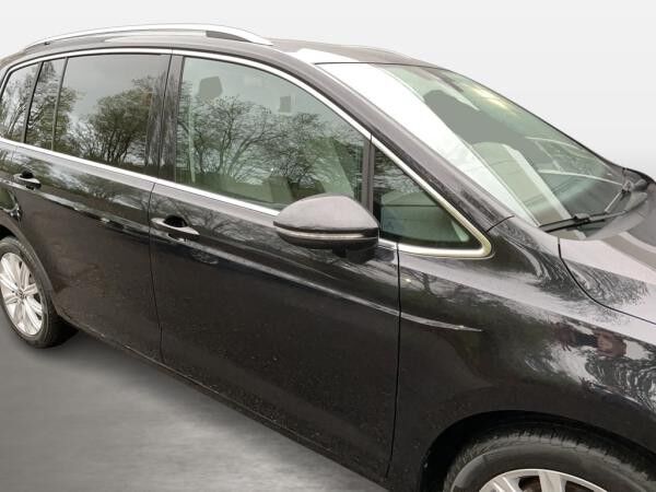 Volkswagen Touran 2.0 TDI DSG Highline / SOFORT VERFÜGBAR !