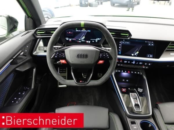 Audi RS3 Limousine FACELIFT PANO SONOS SPORTAGA 280KMH ACC LEDER KEYLESS PDC+KAMERA