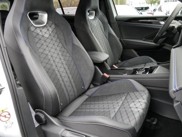 Volkswagen Tiguan 1.5 eHybrid R-Line AHK HK HD-Matrix Pro Max