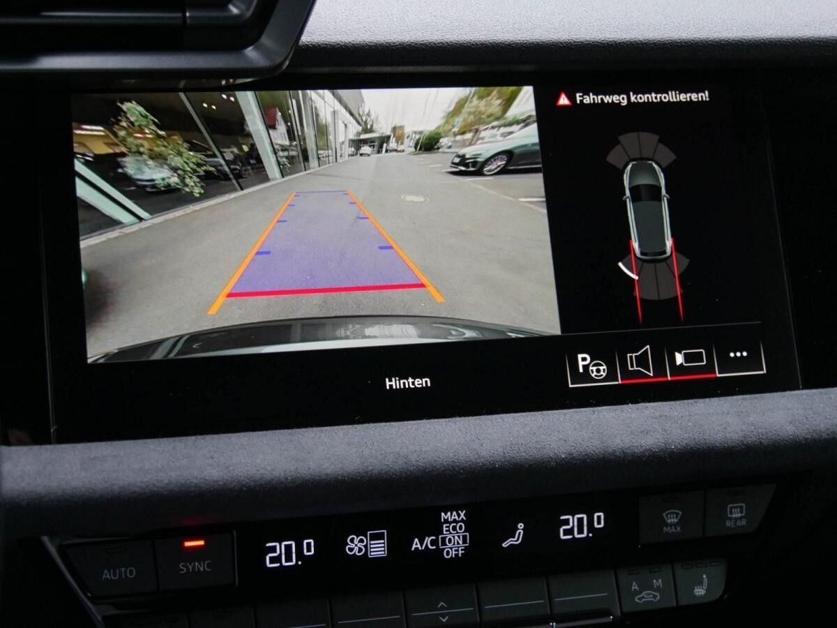 Audi RS3 RS 3 Sportback 19"Alu, RS-Sportabgaanlage Lagerwagen !