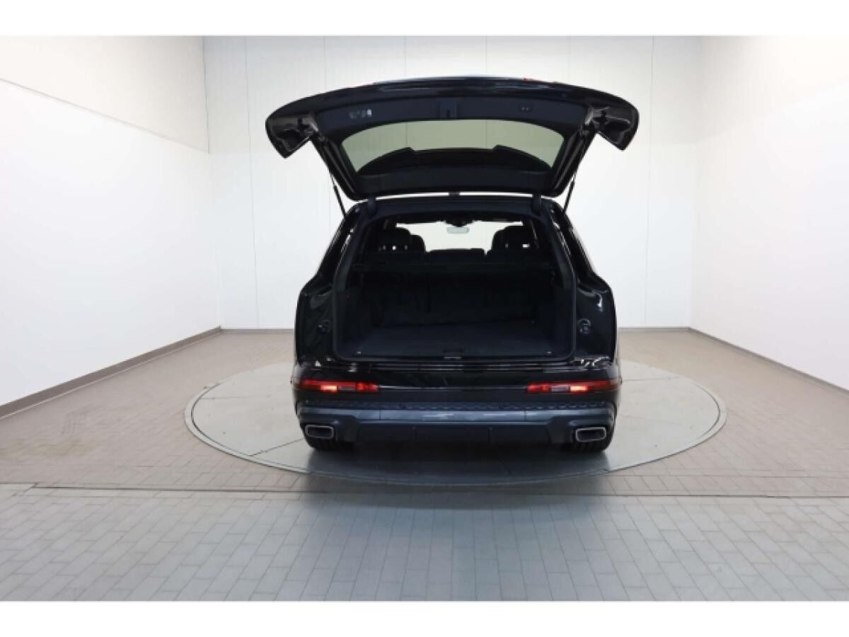 Audi Q7 50 TDI quattro S line UPE: 114.490,- €