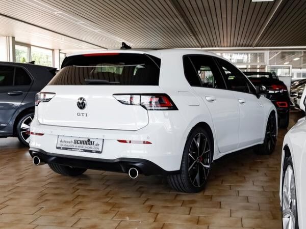 Volkswagen Golf VIII 2.0 TSI DSG GTI PANO HUD IQ-Light