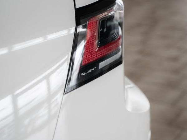Volkswagen Golf VIII 2.0 TSI DSG GTI PANO HUD IQ-Light