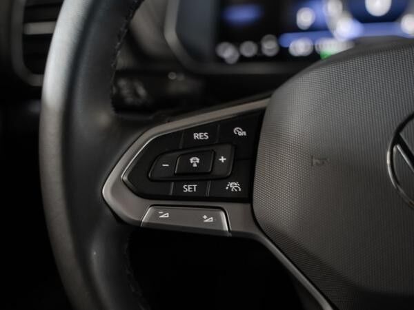 Volkswagen T-Cross 1.5 TSI DSG R-Line LED Matrix AHK Navi ACC