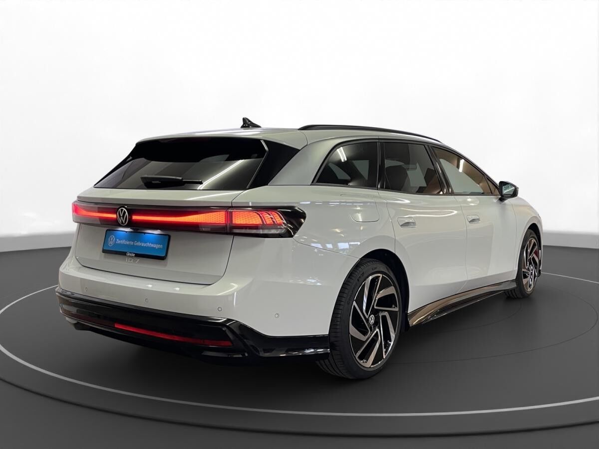 Volkswagen ID.7 Tourer Pro AHK LED LM 20" Navi ACC App-Connect