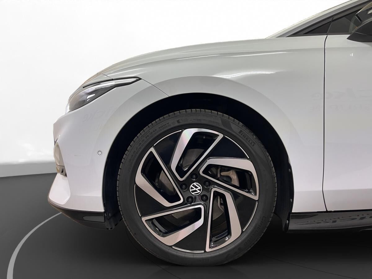 Volkswagen ID.7 Tourer Pro AHK LED LM 20" Navi ACC App-Connect