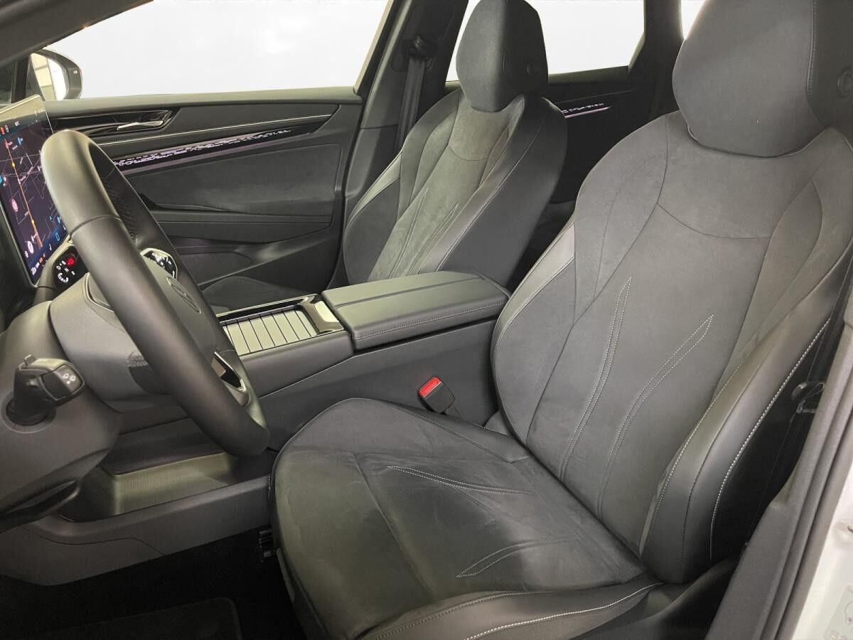 Volkswagen ID.7 Tourer Pro AHK LED LM 20" Navi ACC App-Connect