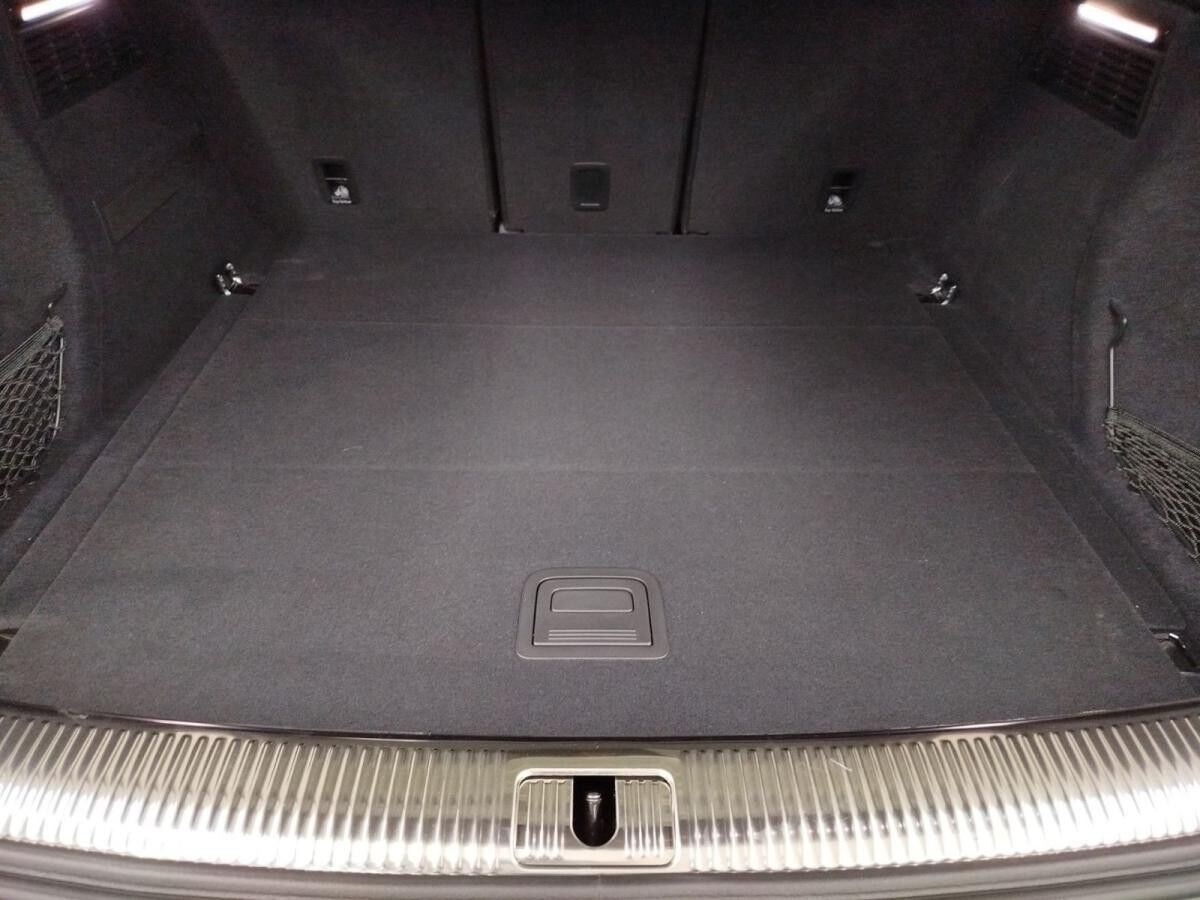 Audi Q5 Sportback S line 35 TDI S tronic MatrixLED VC AHK