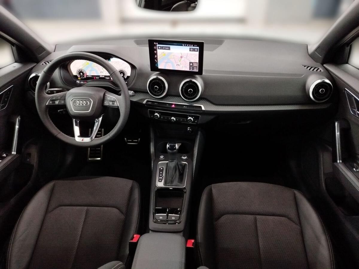 Audi Q2 35 TFSI S tronic S line MatrixLED Leder Tempomat