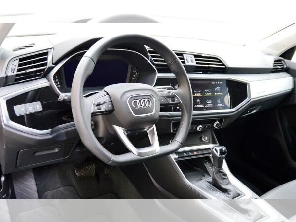 Audi Q3 S line 35 TFSI S tronic *AHK*LED*APP-CONNECT*SHZ*ACC*PDC*EL.HECKKL*VIRTUAL*19"
